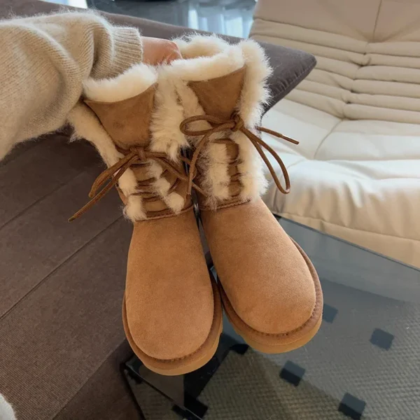 Luxurious Women's Winter Boots